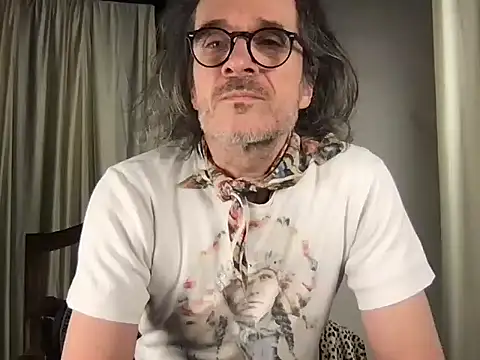 GioApri online show from December 21, 2025, 8:53 pm