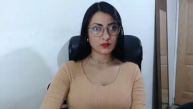 Snapshot of SavannaEvans001 chatting on September 11, 2025, 12:21 am SavannaEvans001 online show from September 11, 2025, 12:21 am