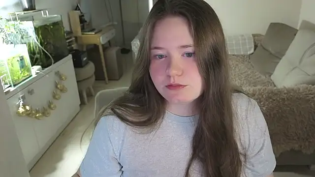 Snapshot of remirann_ chatting on February 28, 2026, 3:55 pm remirann online show from February 28, 2026, 3:55 pm