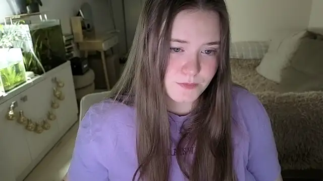 Snapshot of remirann_ chatting on January 12, 2026, 3:52 pm remirann online show from January 12, 2026, 3:52 pm