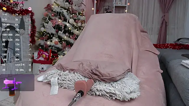 Snapshot of Yuumiii chatting on December 7, 2024, 1:30 am Yuumiii online show from December 7, 2024, 1:30 am