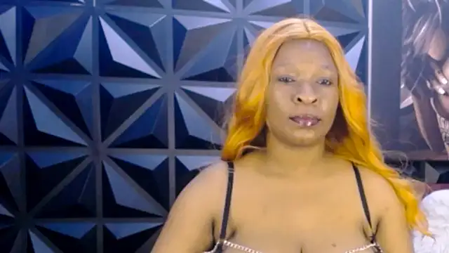 Ebonyfancyface online show from November 4, 2025, 5:50 pm