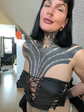 InkedBiitch online show from May 21, 2026, 5:32 pm