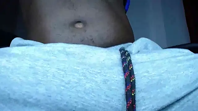 MAXJONES 2 online show from November 29, 2025, 6:19 pm