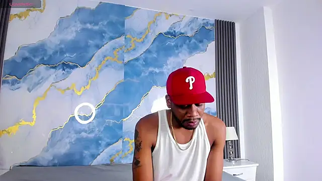 Snapshot of Kylieandjhonny chatting on December 18, 2025, 4:39 am Kylieandjhonny online show from December 18, 2025, 4:39 am