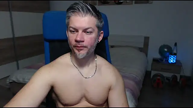 Snapshot of RobbyShawz chatting on February 14, 2025, 6:34 am RobbyShawz online show from February 14, 2025, 6:34 am