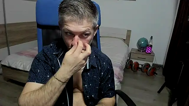 RobbyShawz online show from February 17, 2026, 4:43 am