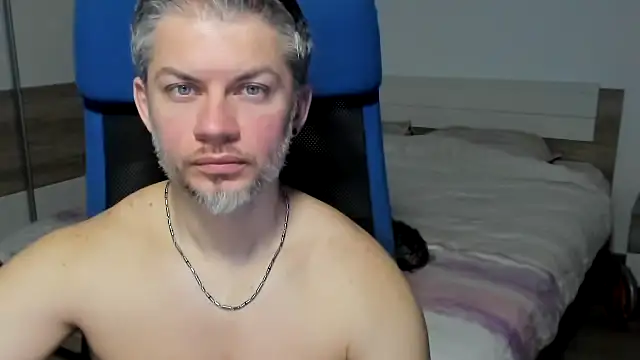 Snapshot of RobbyShawz chatting on February 11, 2025, 12:15 pm RobbyShawz online show from February 11, 2025, 12:15 pm