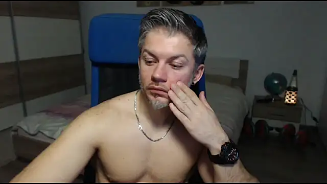 Snapshot of RobbyShawz chatting on February 23, 2025, 10:28 am RobbyShawz online show from February 23, 2025, 10:28 am