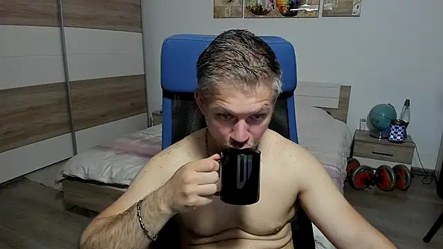 RobbyShawz online show from June 5, 2026, 3:55 am