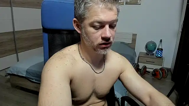 RobbyShawz online show from April 7, 2026, 4:03 am