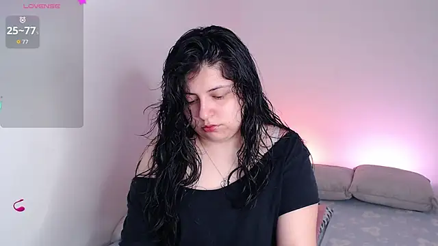Snapshot of sofix__ chatting on May 4, 2026, 9:50 pm sofix online show from May 4, 2026, 9:50 pm