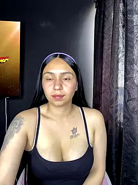 Snapshot of Lorena__ chatting on November 4, 2025, 8:45 pm Lorena online show from November 4, 2025, 8:45 pm