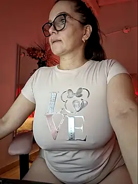 MariaPau 83 online show from December 19, 2025, 5:59 pm