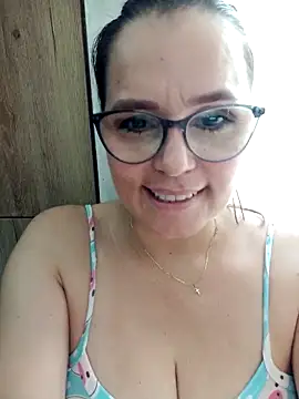 Snapshot of MariaPau_83 chatting on March 15, 2025, 3:59 pm MariaPau 83 online show from March 15, 2025, 3:59 pm