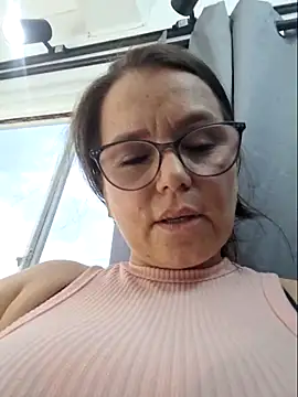 Snapshot of MariaPau_83 chatting on March 11, 2025, 11:04 pm MariaPau 83 online show from March 11, 2025, 11:04 pm