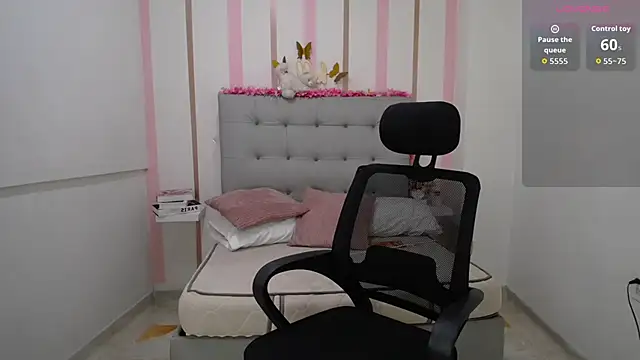 Anthonela love  online show from October 29, 2025, 7:02 pm