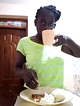  cutemelania online show from January 5, 2025, 10:43 am