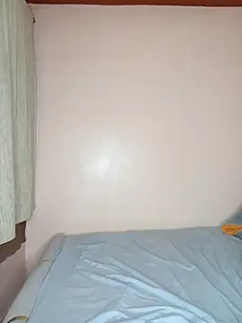  cutemelania online show from November 15, 2025, 10:52 am