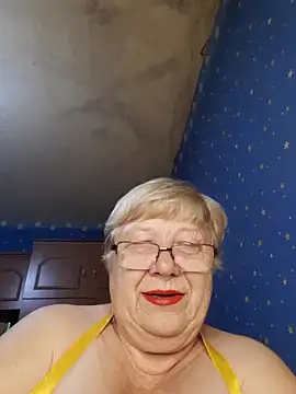 Snapshot of Lena_Gaby chatting on October 4, 2025, 7:21 am Lena Gaby online show from October 4, 2025, 7:21 am