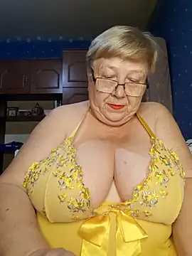 Snapshot of Lena_Gaby chatting on September 10, 2025, 7:35 pm Lena Gaby online show from September 10, 2025, 7:35 pm