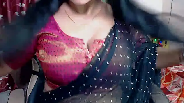 Snapshot of Naiaa-mylove chatting on February 6, 2026, 6:09 am Naiaa-mylove online show from February 6, 2026, 6:09 am