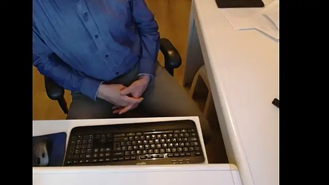 dutchpornking online show from March 30, 2026, 6:20 pm