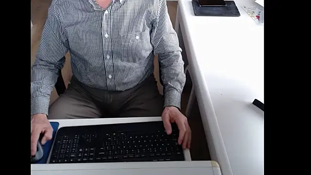 Snapshot of dutchpornking chatting on May 11, 2026, 6:26 am dutchpornking online show from May 11, 2026, 6:26 am