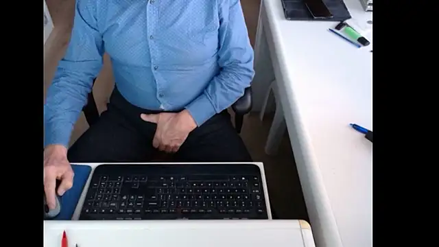 dutchpornking online show from February 24, 2026, 6:58 am