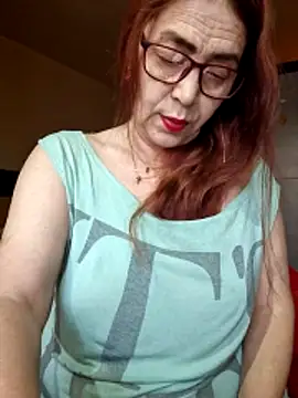 Snapshot of Chriss_Tinaa chatting on May 30, 2026, 2:51 am Chriss Tinaa online show from May 30, 2026, 2:51 am