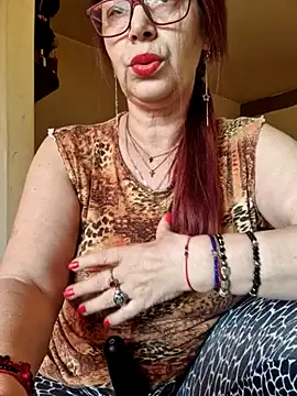Snapshot of Chriss_Tinaa chatting on May 6, 2026, 4:38 am Chriss Tinaa online show from May 6, 2026, 4:38 am