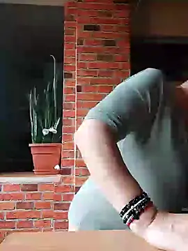 Chriss Tinaa online show from February 2, 2025, 12:46 pm