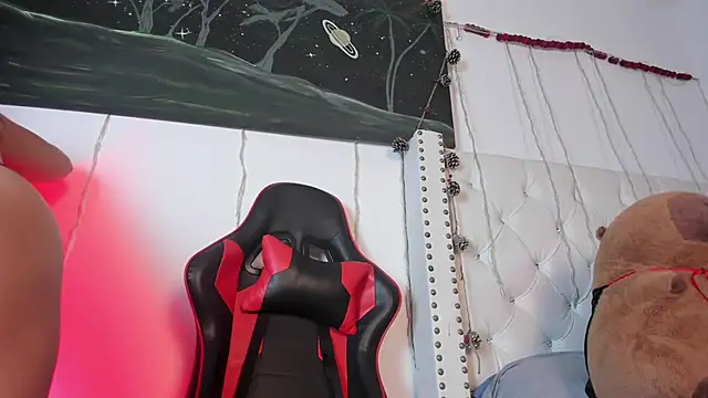 natasha grey 04 online show from December 14, 2025, 11:32 pm