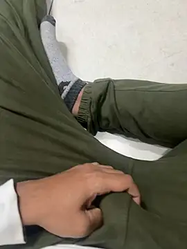 Snapshot of luciferdxm5 chatting on March 10, 2025, 4:07 am luciferdxm5 online show from March 10, 2025, 4:07 am