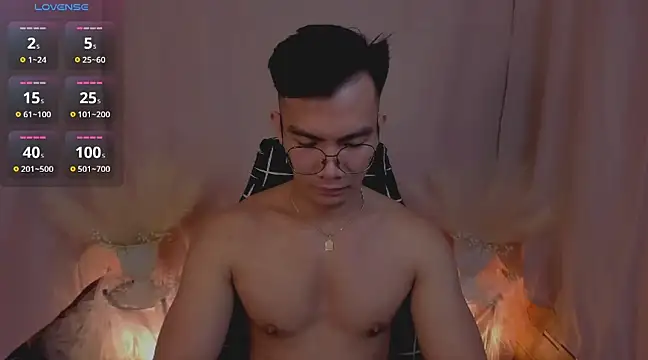 000batman000 online show from December 11, 2024, 1:15 am