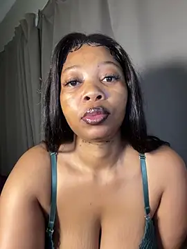 Snapshot of cherrybabe76 chatting on March 16, 2025, 8:43 am cherrybabe76 online show from March 16, 2025, 8:43 am