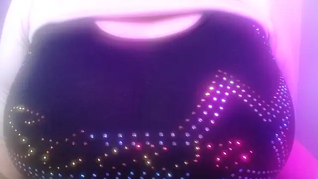 Snapshot of AnnyelinnaLove chatting on September 25, 2025, 1:44 am AnnyelinnaLove online show from September 25, 2025, 1:44 am