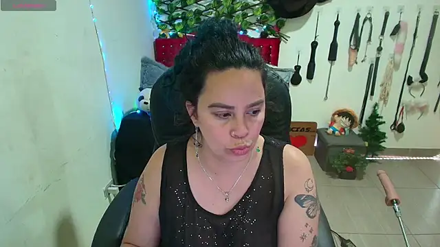 Snapshot of elektra_32 chatting on July 16, 2026, 3:14 am elektra 32 online show from July 16, 2026, 3:14 am