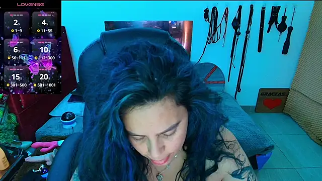 elektra 32 online show from March 11, 2025, 7:46 am