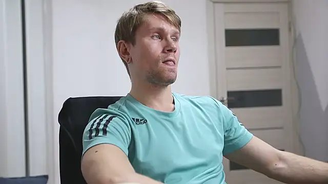 kevin-park online show from December 17, 2025, 9:03 am