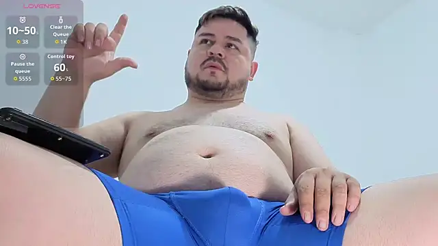 oso dirty  online show from November 26, 2025, 6:52 pm