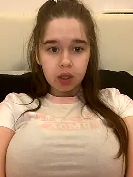 Snapshot of HornyGirlH chatting on September 18, 2025, 11:52 pm HornyGirlH online show from September 18, 2025, 11:52 pm