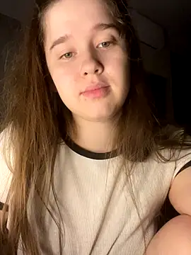 Snapshot of HornyGirlH chatting on November 3, 2025, 2:39 am HornyGirlH online show from November 3, 2025, 2:39 am