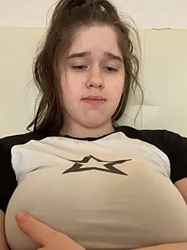 Snapshot of HornyGirlH chatting on February 8, 2025, 6:12 am HornyGirlH online show from February 8, 2025, 6:12 am