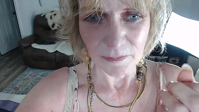 SindeeDix online show from January 26, 2025, 5:55 pm