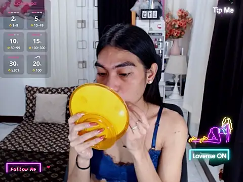 Snapshot of LAVIDALENATS chatting on October 21, 2025, 8:58 am LAVIDALENATS online show from October 21, 2025, 8:58 am