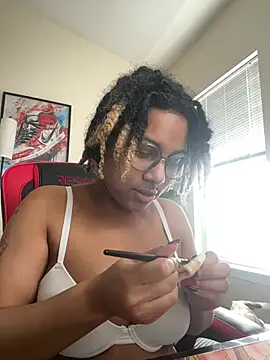 Snapshot of goddessxdreaxo chatting on February 3, 2026, 6:57 pm goddessxdreaxo online show from February 3, 2026, 6:57 pm