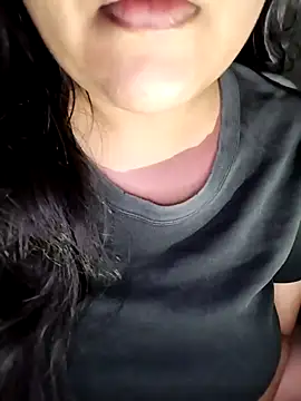 Snapshot of Annerae chatting on February 27, 2026, 4:18 pm Annerae online show from February 27, 2026, 4:18 pm