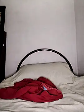 Snapshot of Annerae chatting on January 11, 2026, 4:36 pm Annerae online show from January 11, 2026, 4:36 pm