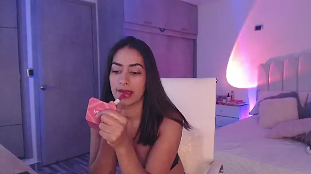 Snapshot of Brown_skin11 chatting on March 3, 2025, 9:15 pm Brown skin11 online show from March 3, 2025, 9:15 pm